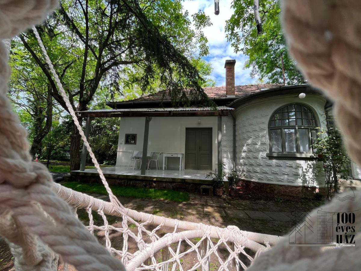 Vila 100 Eves Haz Balatonakarattya Exteriér fotografie